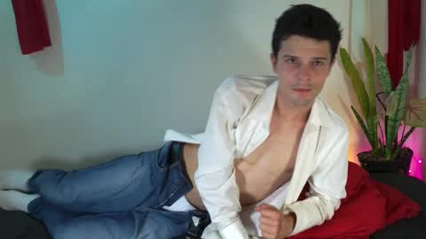 Snapshot of maxtopboy chatting on 02.04.25 Max online show from 02.04.25