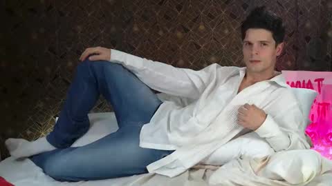 Snapshot of maxtopboy chatting on 09.16.25 Max online show from 09.16.25