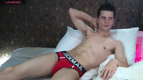 Snapshot of maxtopboy chatting on 09.18.25 Max online show from 09.18.25