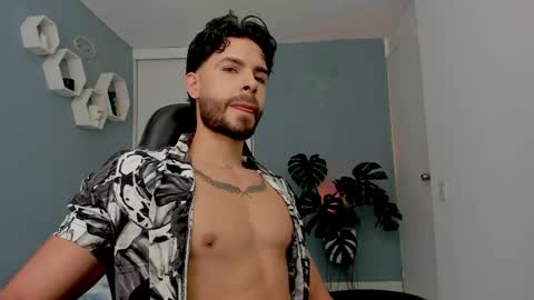 Maxi online show from 04.19.26