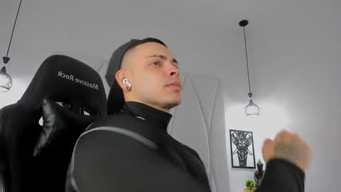 MAX online show from 06.07.26