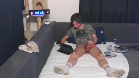 Max Wilde online show from 04.08.26