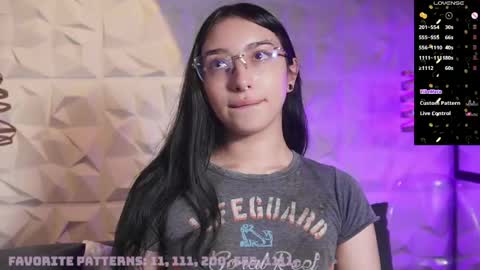 Snapshot of maxx_caprice chatting on 05.26.26 gabby online show from 05.26.26