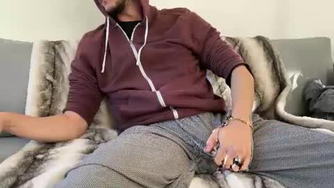 Snapshot of maxxxurbate chatting on 12.27.24 MaxXxurbate online show from 12.27.24