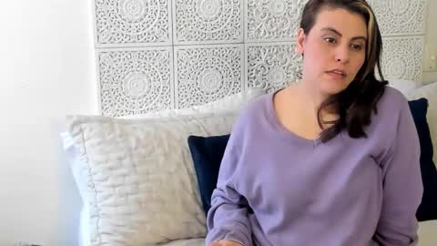 Victoria online show from 01.21.25