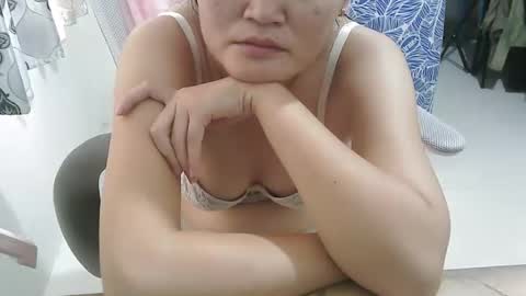 Snapshot of may171822 chatting on 05.19.26 may online show from 05.19.26