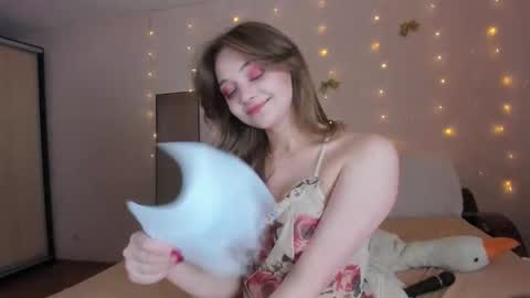 May Flower online show from 03.30.26