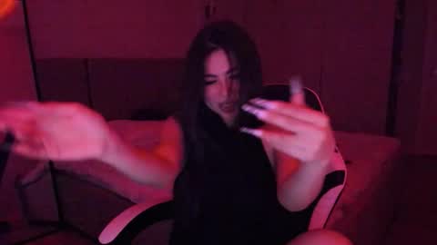 Mia online show from 01.10.26