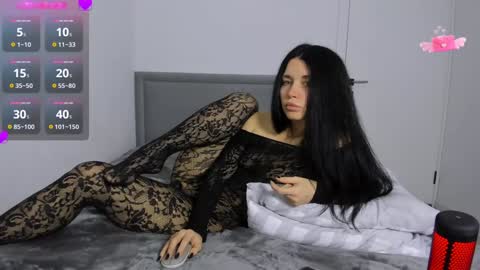 Snapshot of may_xx chatting on 12.19.24 may_xx online show from 12.19.24