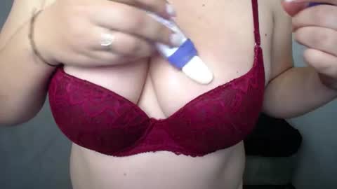maya dollce online show from 07.17.26