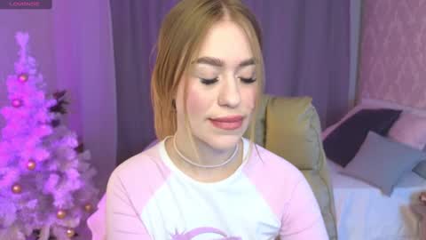 Snapshot of maya_lolly chatting on 12.29.24 Maya online show from 12.29.24
