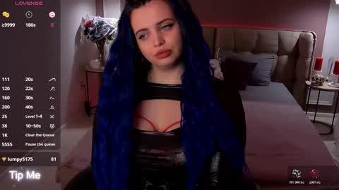 Maya Mils online show from 11.13.25