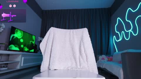 Maya online show from 01.24.25