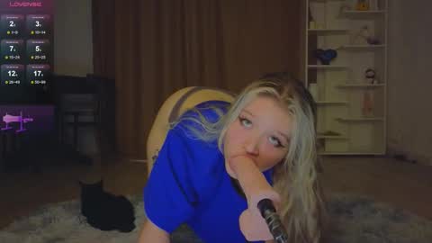 Maya  online show from 09.23.25