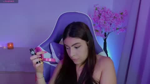 Maya Vexx online show from 06.10.26