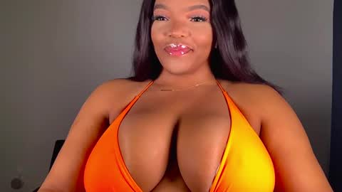 MayBabi online show from 12.31.24