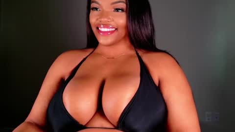 MayBabi online show from 02.15.25