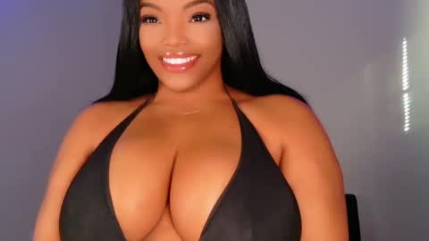 MayBabi online show from 09.18.25