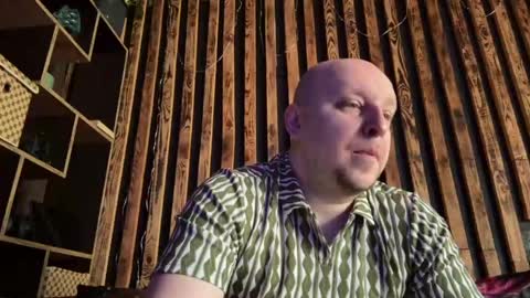 Snapshot of maybe777_ chatting on 05.14.26 Anton online show from 05.14.26