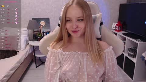 Snapshot of maybebabyx chatting on 12.23.24 maybebabyx online show from 12.23.24