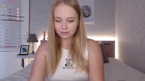 Snapshot of maybebabyx chatting on 10.09.25 maybebabyx online show from 10.09.25