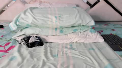 Maybelline69 online show from 04.14.26