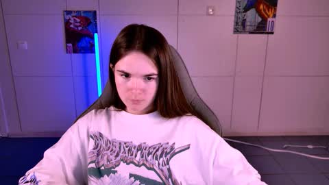 maybloom_ online show from 11.26.25