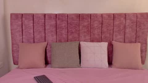 Rousse online show from 02.13.26