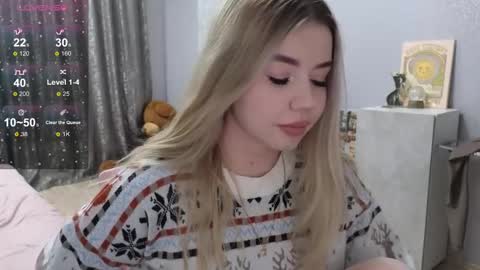 Snapshot of maymallorie chatting on 01.30.25 may online show from 01.30.25