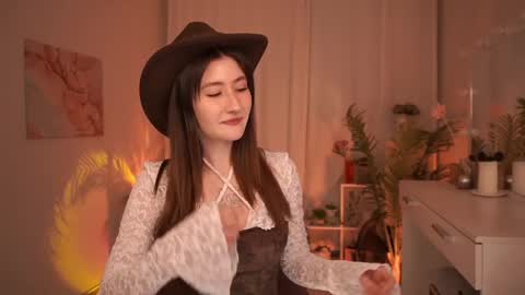 Snapshot of mayshawty chatting on 04.11.26 May online show from 04.11.26