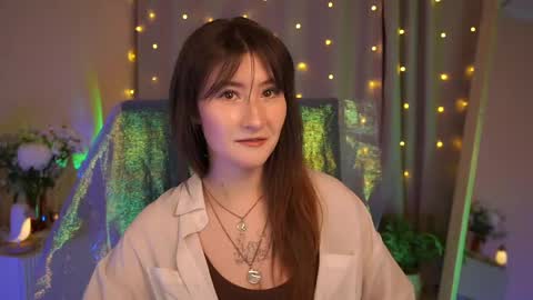 Snapshot of mayshawty chatting on 05.17.26 May online show from 05.17.26
