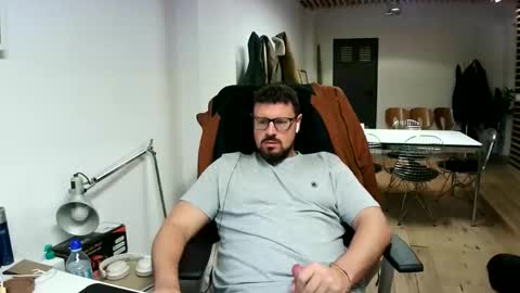 Snapshot of maythe4bwu chatting on 10.04.25 maythe4bwu online show from 10.04.25