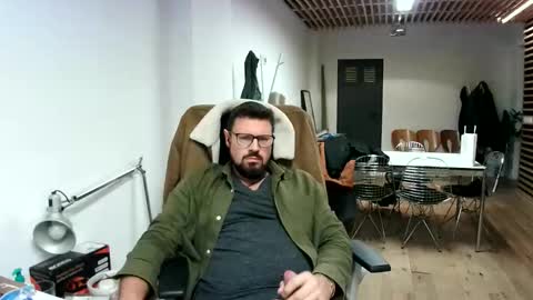 Snapshot of maythe4bwu chatting on 10.25.25 maythe4bwu online show from 10.25.25