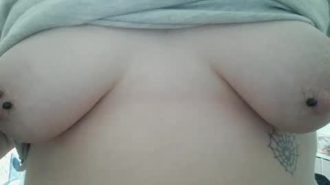 Snapshot of mazydaizy chatting on 12.03.25 mazydaizy online show from 12.03.25