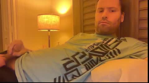 Snapshot of mbnc chatting on 01.11.26 lol online show from 01.11.26