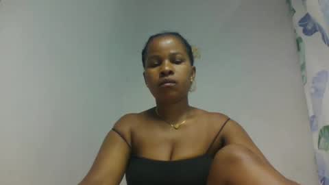 Snapshot of mbotyelizia chatting on 03.18.26 mbotyelizia online show from 03.18.26