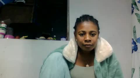 Snapshot of mbotyelizia chatting on 05.31.26 mbotyelizia online show from 05.31.26