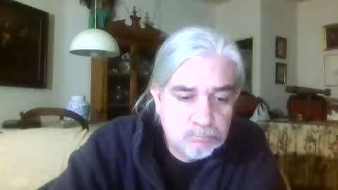 Manu online show from 01.05.25