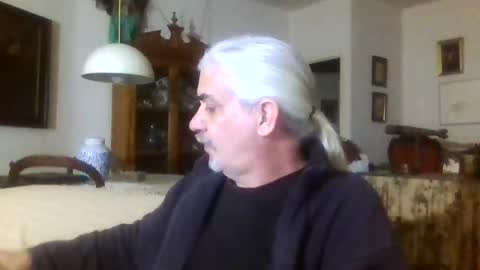 Manu online show from 02.01.25