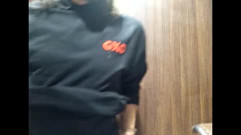 mccock16cm online show from 11.08.25