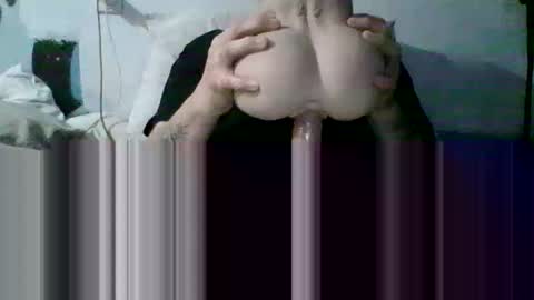 Snapshot of mchav997 chatting on 12.17.25 Matt online show from 12.17.25