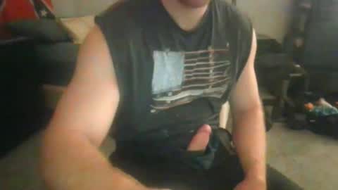 Snapshot of md3211 chatting on 10.30.25 md3211 online show from 10.30.25