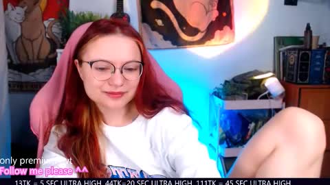 Snapshot of me_hanna chatting on 09.16.25 Hanna online show from 09.16.25