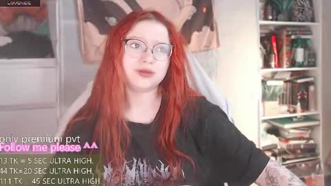 Snapshot of me_hanna chatting on 05.03.26 Hanna online show from 05.03.26