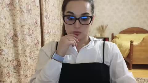 Snapshot of me_lissa_sun chatting on 03.08.25 Melissa online show from 03.08.25