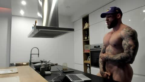 Snapshot of mealphamale chatting on 05.26.26 Alpha Male online show from 05.26.26