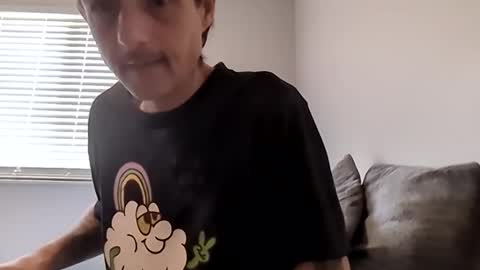 Snapshot of meanfinger chatting on 02.04.26 Jizzy online show from 02.04.26