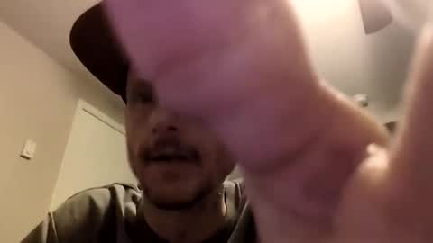 Snapshot of meanfinger chatting on 02.20.26 Jizzy online show from 02.20.26