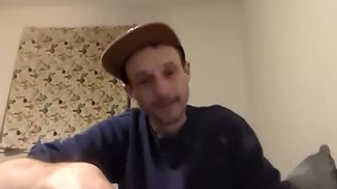 Snapshot of meanfinger chatting on 03.15.26 Jizzy online show from 03.15.26