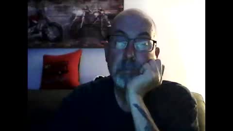 me at home online show from 04.19.26